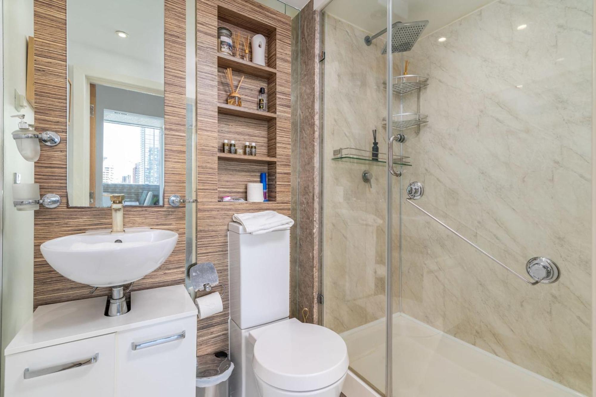 Canary Wharf Retreat With Free Secure Parking Лондон Экстерьер фото