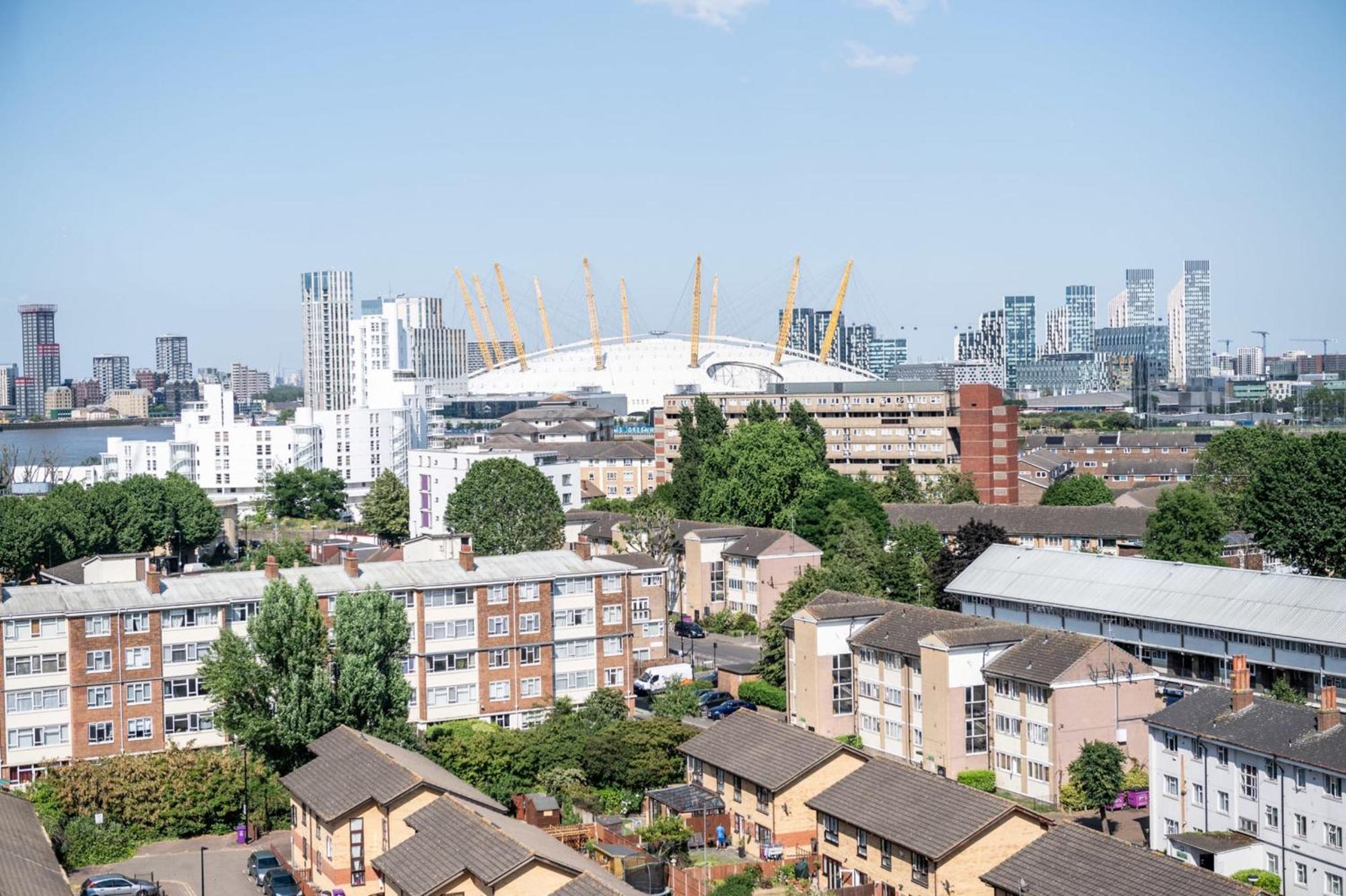 Canary Wharf Retreat With Free Secure Parking Лондон Экстерьер фото