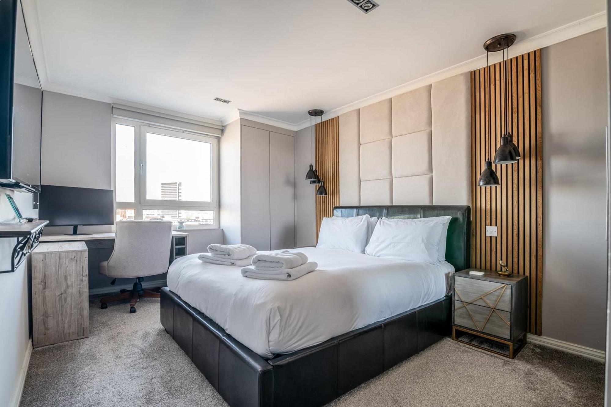 Canary Wharf Retreat With Free Secure Parking Лондон Экстерьер фото