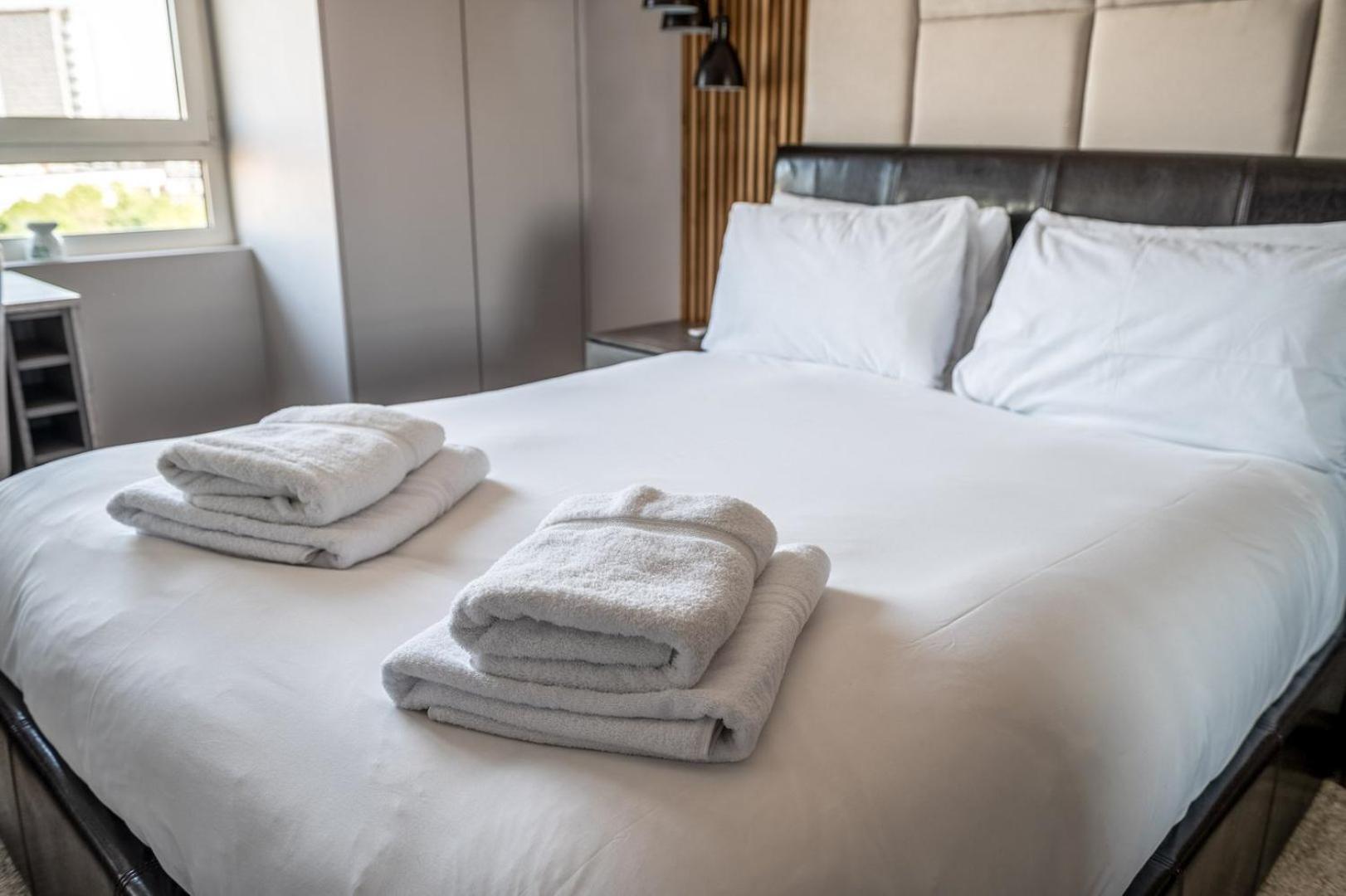 Canary Wharf Retreat With Free Secure Parking Лондон Экстерьер фото