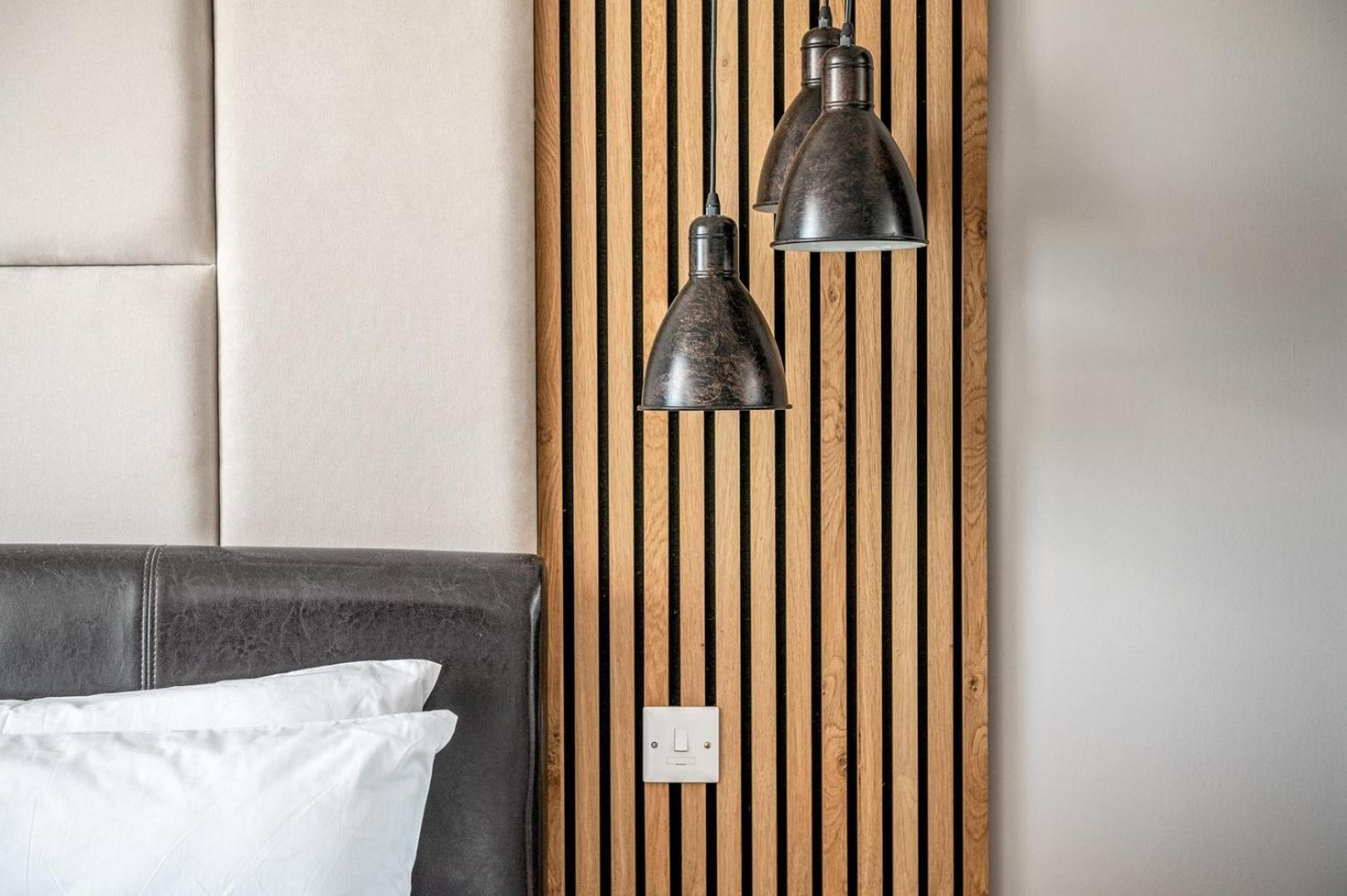 Canary Wharf Retreat With Free Secure Parking Лондон Экстерьер фото
